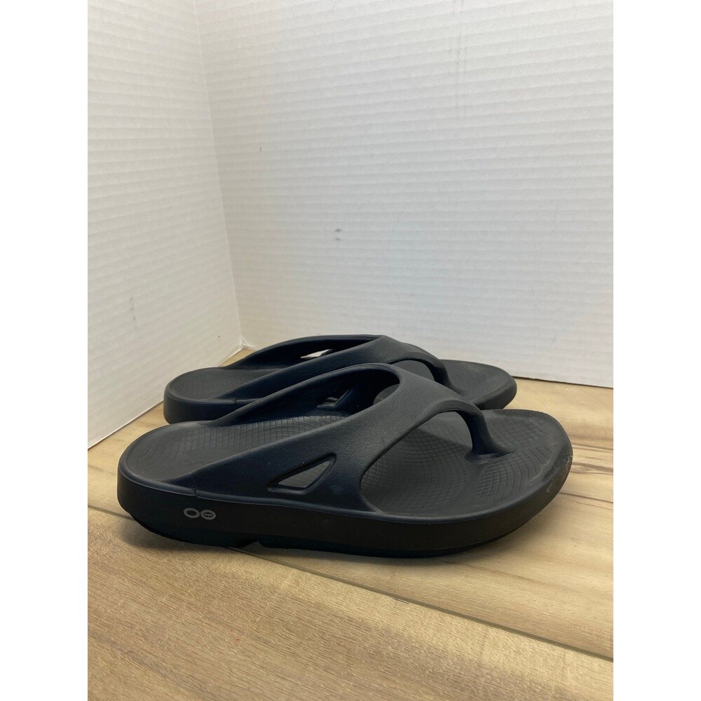 OOFOS OOriginal Sport Sandal Black Women Size 9 men’s 7